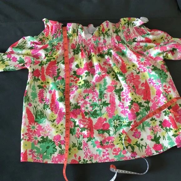 Tuckernuck Marguerite off shoulder blouse in spring floral S - Picture 7 of 13
